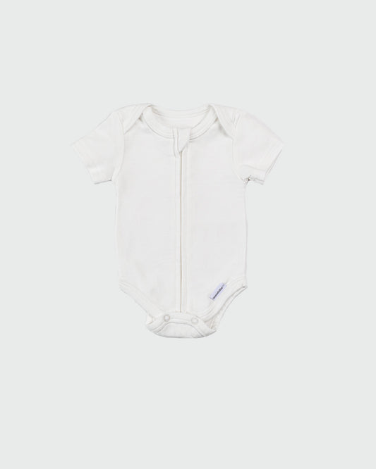 Short Sleeve Zipper Bodysuit in Pearl, 6-9M - Dreambelles